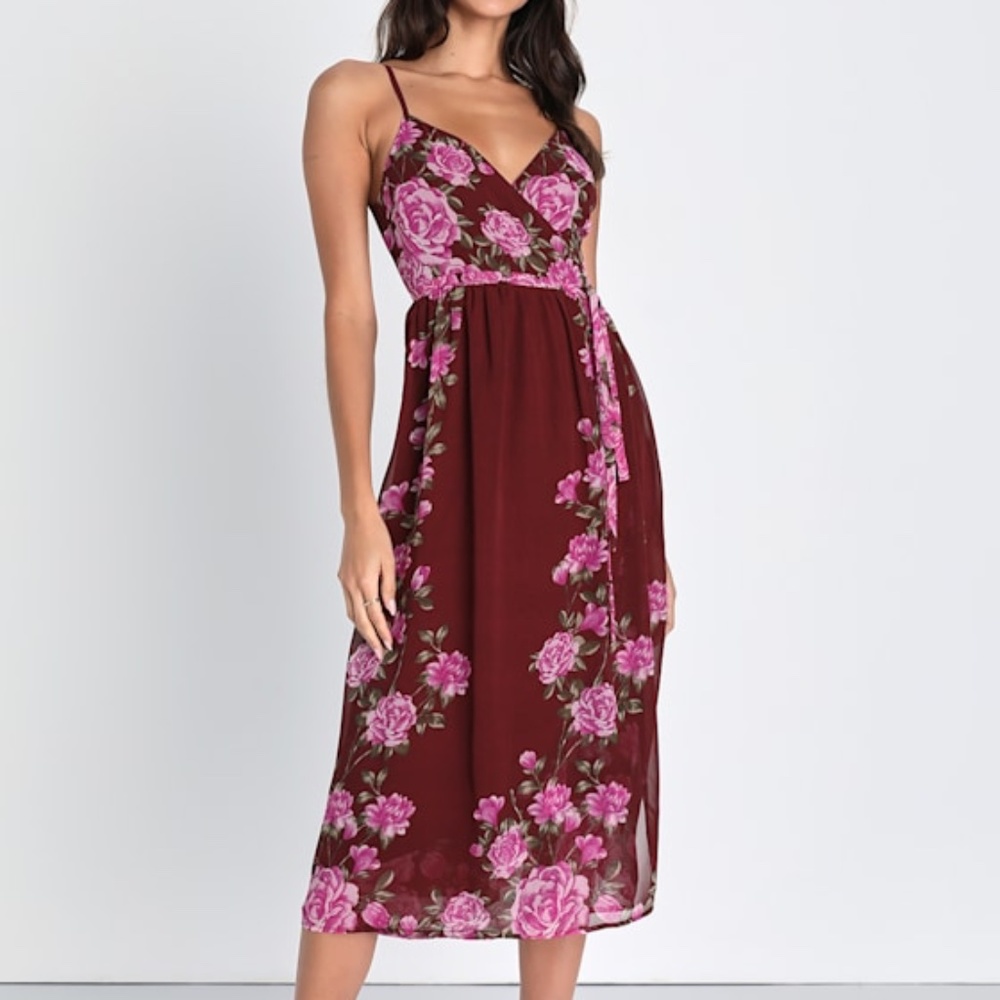 NWT • Lulus • Burgundy Floral Print Midi Wrap Dress • Size S